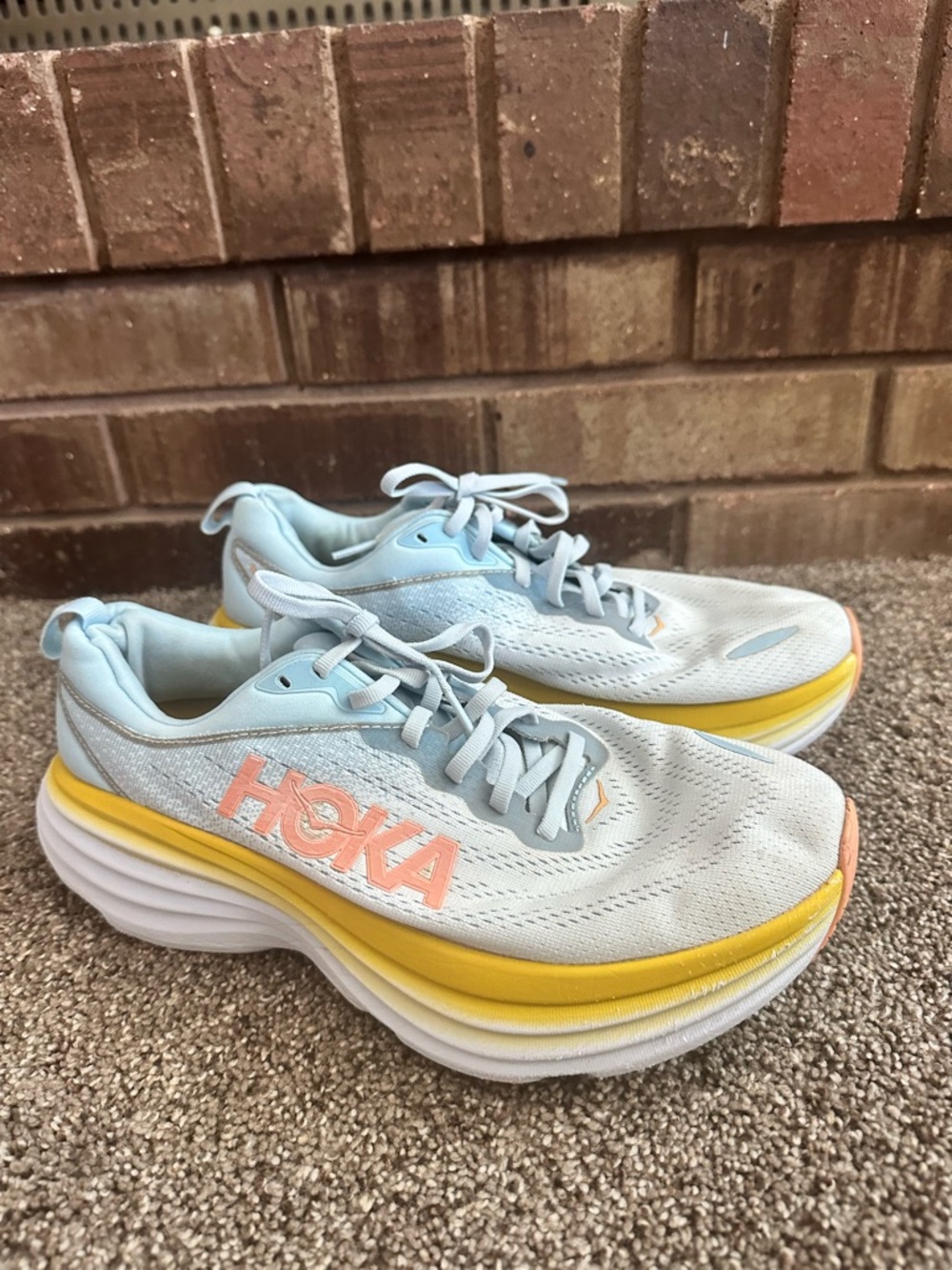 Hoka Bondi 8 Wide Women's Running Shoes Size 9.5D Light Blue Yellow